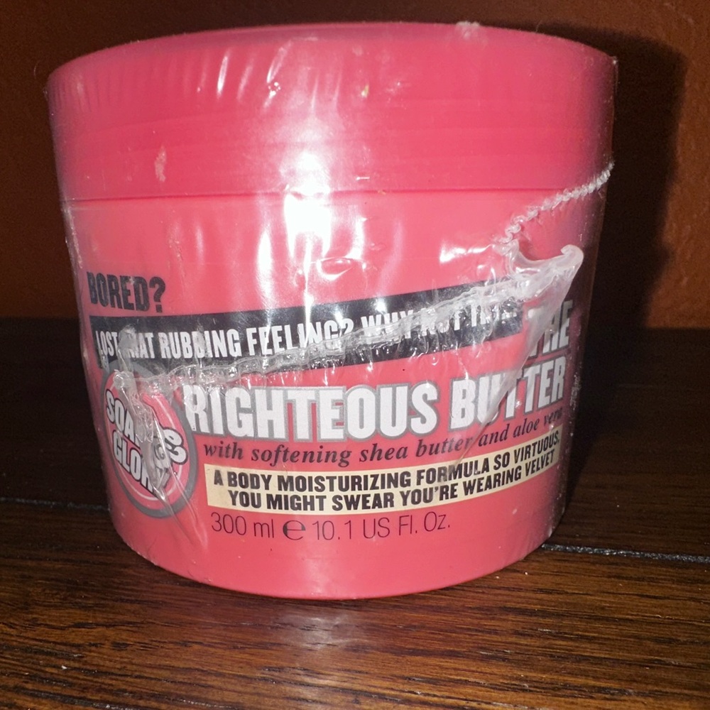 Soap and Glory Righteous Butter Softening Shea Butter Aloe Vera Lotion 300ml NEW